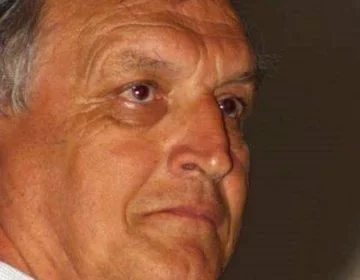 Domnul Laszlo TORO